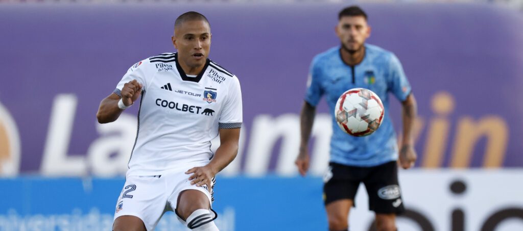 benegas seguirá en colo colo