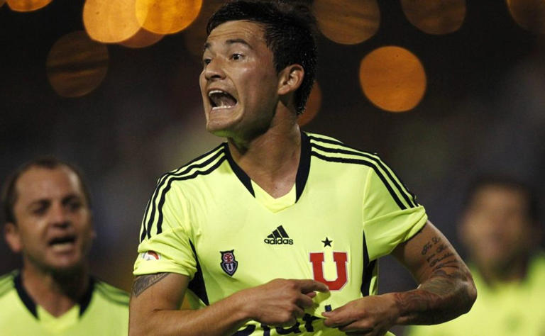 charles aránguiz en la u