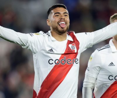 Paulo Díaz podría volver al fútbol árabe.