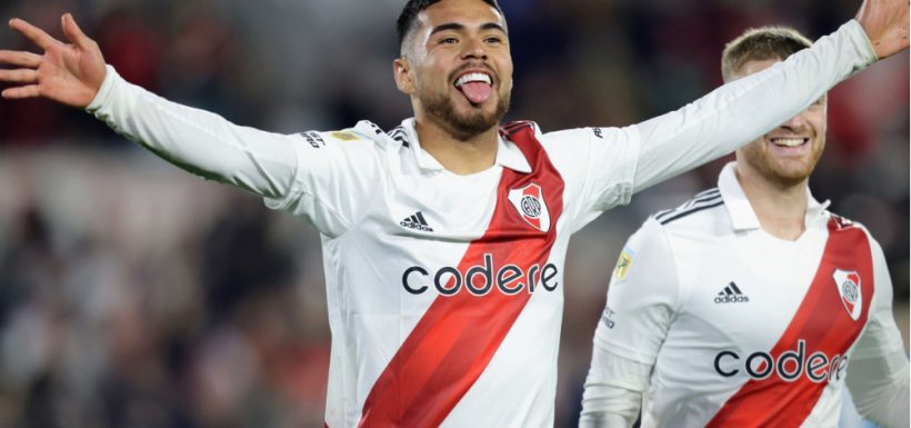 Paulo Díaz podría volver al fútbol árabe.