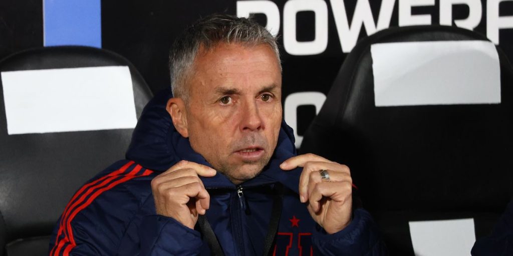 🟠 ¡Dramático momento! La denuncia de Gustavo Álvarez por fuerte situación ante Independiente 8 🟠 ¡Dramático momento! La denuncia de Gustavo Álvarez por fuerte situación ante Independiente
