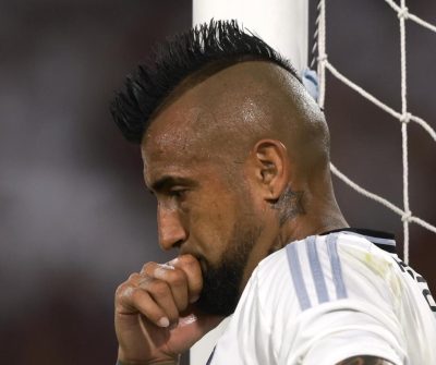 arturo vidal recibe millonaria demanda