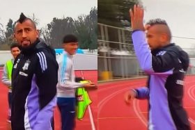 Arturo Vidal vs hinchas de O'Higgins