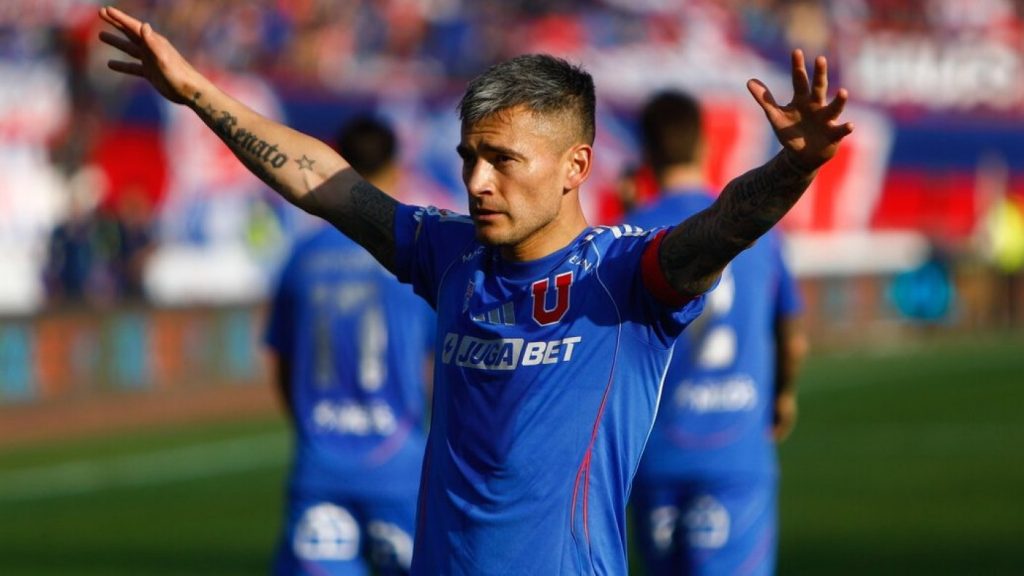 Nuevo contrato de Charles Aránguiz en la U.