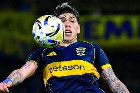 Carlos Palacios saca aplausos en Argentina