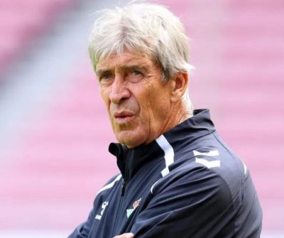 Manuel Pellegrini elige entre Chile o Betis.