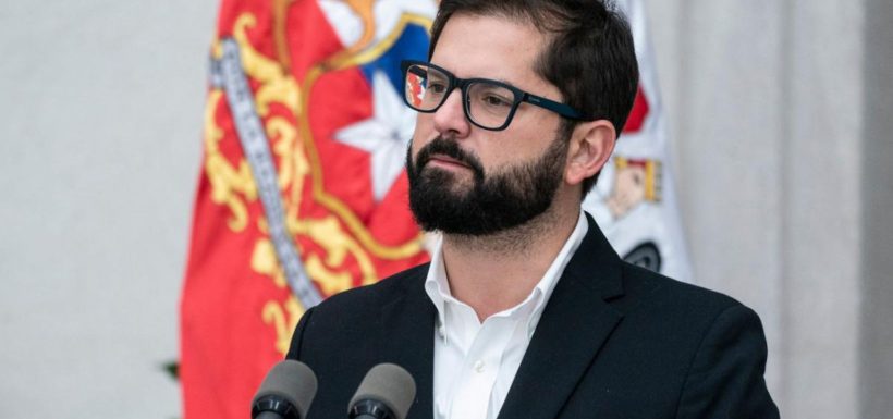 Estafa virtual utiliza imagen del presidente Boric