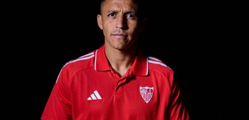 Alexis Sánchez recibe críticas de la prensa española.