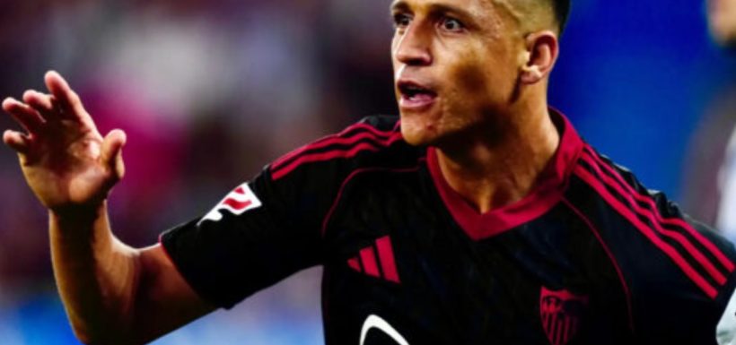 Alexis Sánchez ya se gana un lugar en el Sevilla.