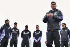 Primera formación de Fernando Ortiz en Colo Colo.