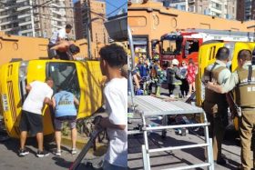 Accidente fatal de furgón escolar en Recoleta