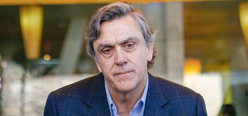 Pablo Longueira reacciona a su absolución