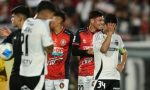 Hinchas de Colo Colo pierden la paciencia.