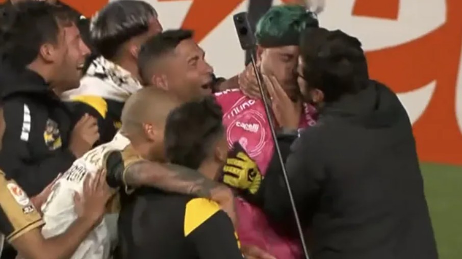 La efusiva celebración de Diego Sánchez en Coquimbo Unido.