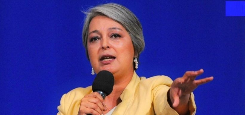 Jeannette Jara suma fichajes y adopta propuestas de excandidatos para su programa