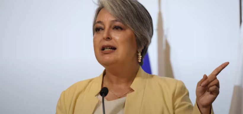 Jeannette Jara condena vínculo entre asesor de Kast y trolls de redes sociales