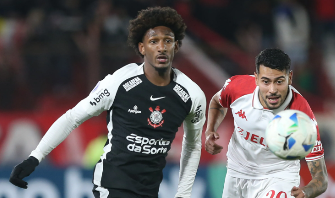 U de Chile no logra vender a Emmanuel Ojeda.