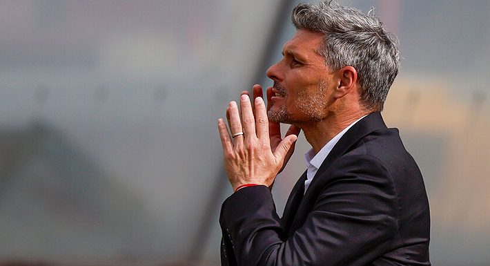 Fernando Ortiz despide a miembro del CT en Colo Colo.