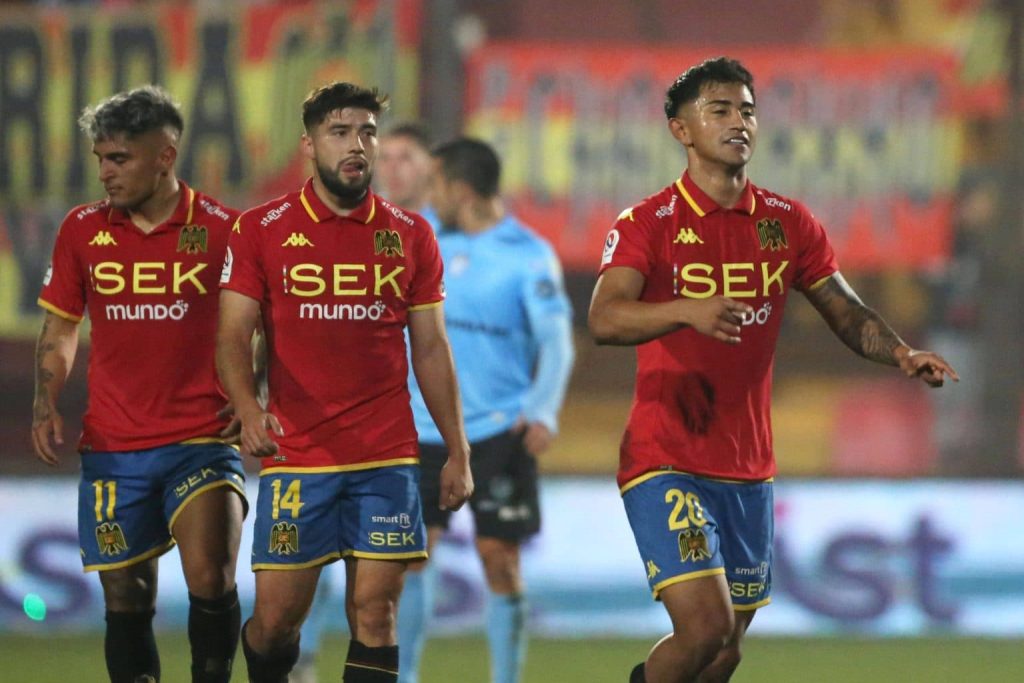 Equipo del fútbol chileno sale al mercado.