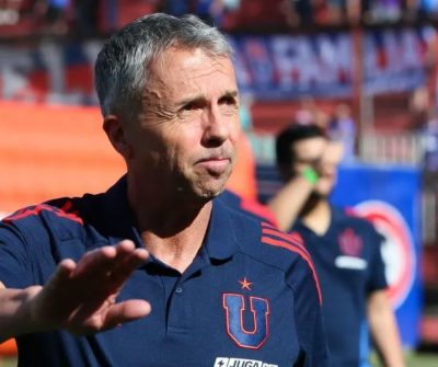 Avisan que titular fijo de la U corre peligro tras el adiós de Gustavo Álvarez