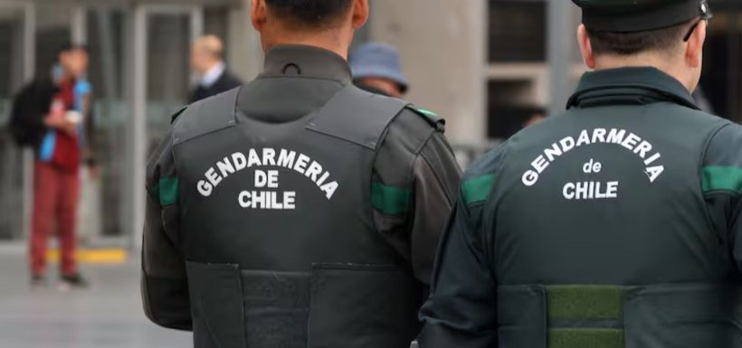 Entre celulares y favores sexuales: Así funcionaba el mercado ilegal de gendarmes dentro de los penales