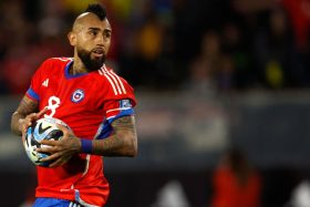 Arturo Vidal postula ministro de Deportes.