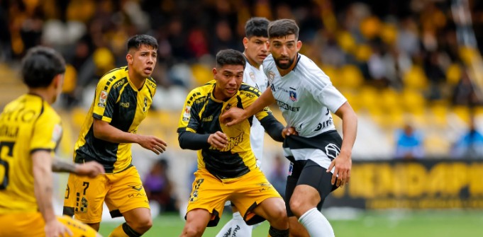 Colo Colo vs Coquimbo Unido en la Copa de la Liga.