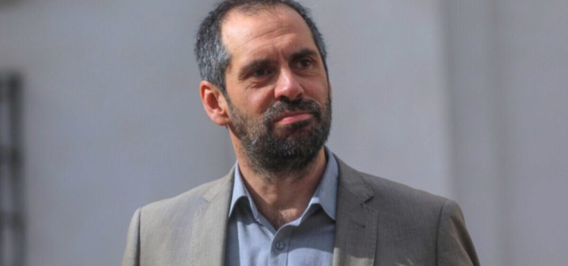 ¡Acusaron distorsión del debate público! Gobierno modifica norma de despidos en el Estado tras fuerte rechazo de oposición