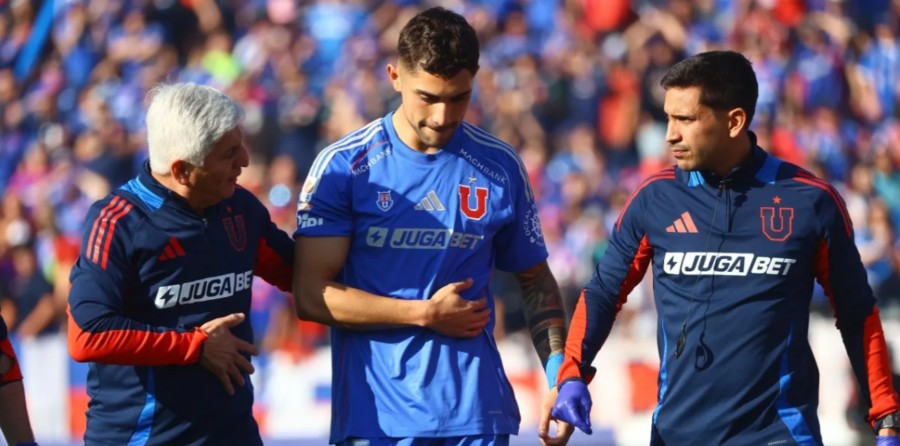 Jugador de U de Chile sufre encerrona.