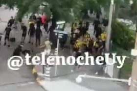 Pelea callejera Colo Colo y Peñarol.