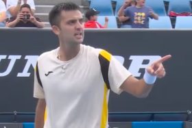 Tomás Barrios debuta con victoria en Australian Open.