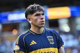 Carlos Palacios rompe el silencio tras operación que cambia su futuro en Boca Juniors