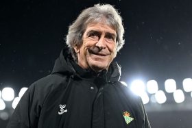 La Liga española le entrega increíble premio a Manuel Pellegrini en el Betis
