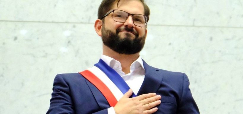 ¡Junto a la pequeña Violeta! El tierno dibujo que emocionó al presidente Boric y conmovió a sus seguidores