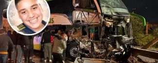 ¡Tenía tan solo 19 años! La emotiva despedida a joven auxiliar fallecido en brutal accidente en Pitrufquén