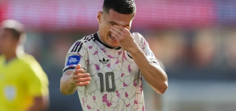 Lucas Cepeda se llena de críticas en La Roja.