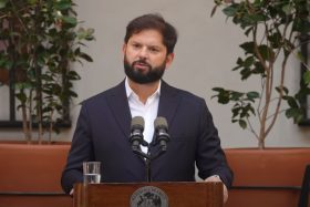 “No es un gallito entre oposición y gobierno": Presidente Boric endurece su mensaje y llama a destrabar Sala Cuna Universal