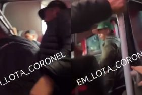 VIDEO | “¿No te das cuenta que es una niña?”: La feroz reacción de pasajero contra sujeto que habría acosado a joven en una micro
