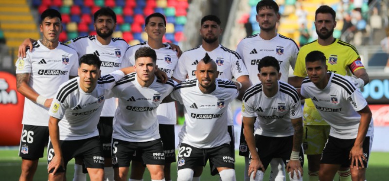 Colo Colo repetirá formación ante Huachipato.