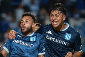 Damián Pizarro suma bonos en Racing.