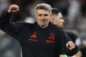 Fernando Ortiz patea el tablero en Colo Colo.