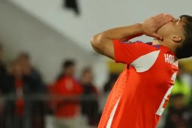 Figura de La Roja y la U se lesiona.