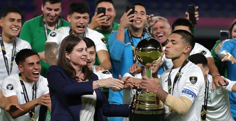 Figuras de Santiago Wanderers son buscadas desde el exterior.