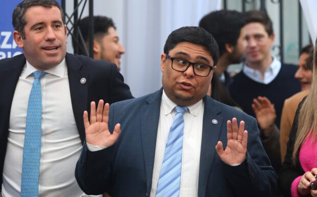 DIPUTADO JOSÉ CARLOS MEZA EN LISTA DEUDORES CAE