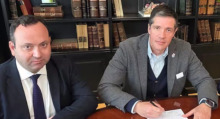 Michael Clark y su reemplazante en U de Chile.