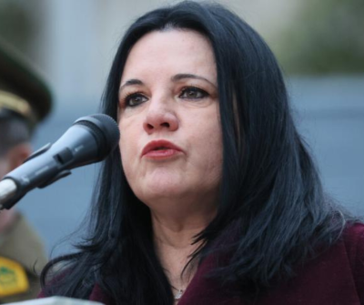 Steinert se defiende tras polémica: Descarta vínculos con causas de drogas y acusa juego sucio en política
