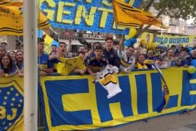 Hinchas de Boca Juniors generan caos.