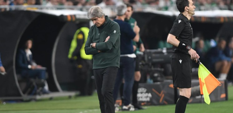 Manuel Pellegrini recibe críticas en España.