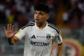 Colo Colo aclara el futuro de Claudio Aquino mientras se llena de críticas