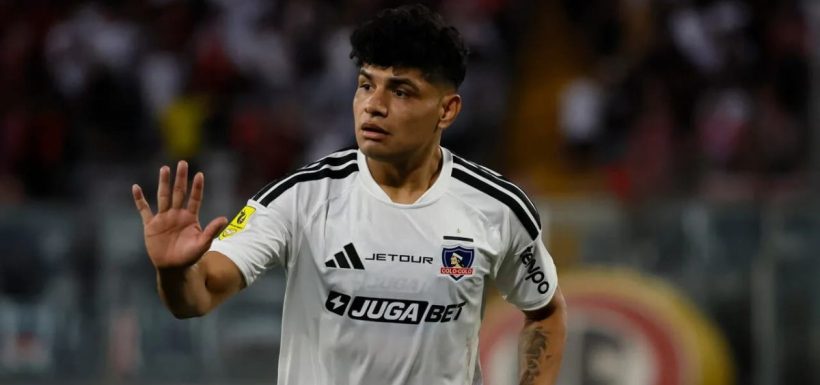 Colo Colo aclara el futuro de Claudio Aquino mientras se llena de críticas